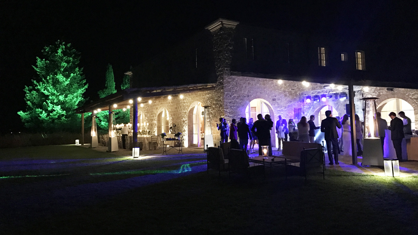 agenzia eventi villa tuscany service audio video allestimenti floreali Birthday party location Montalcino Exclusive Luxury